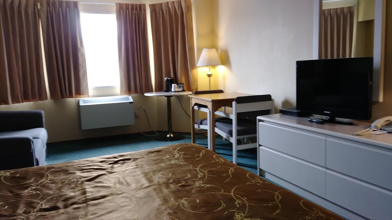 George Mountain View Hotel & Resto Merritt Esterno foto
