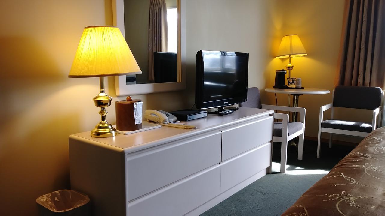 George Mountain View Hotel & Resto Merritt Esterno foto