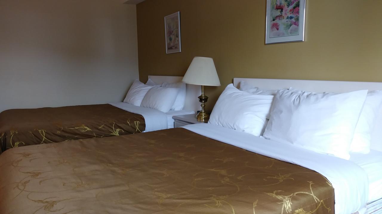 George Mountain View Hotel & Resto Merritt Esterno foto