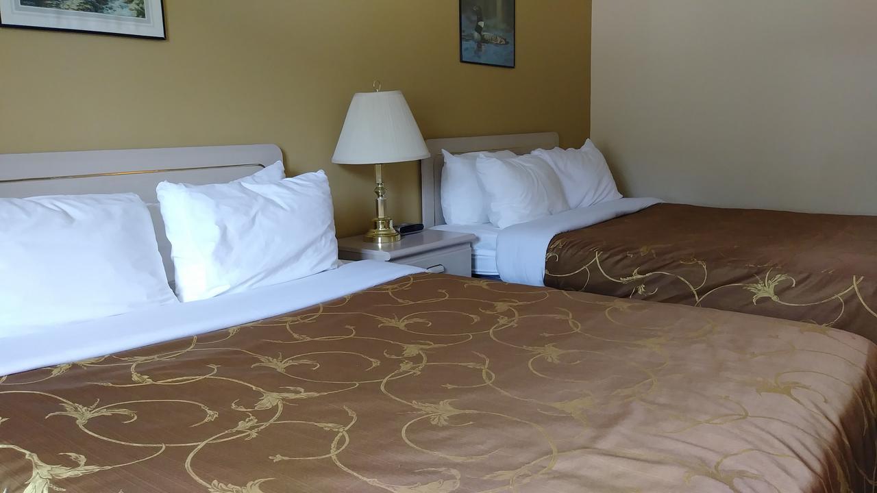 George Mountain View Hotel & Resto Merritt Esterno foto