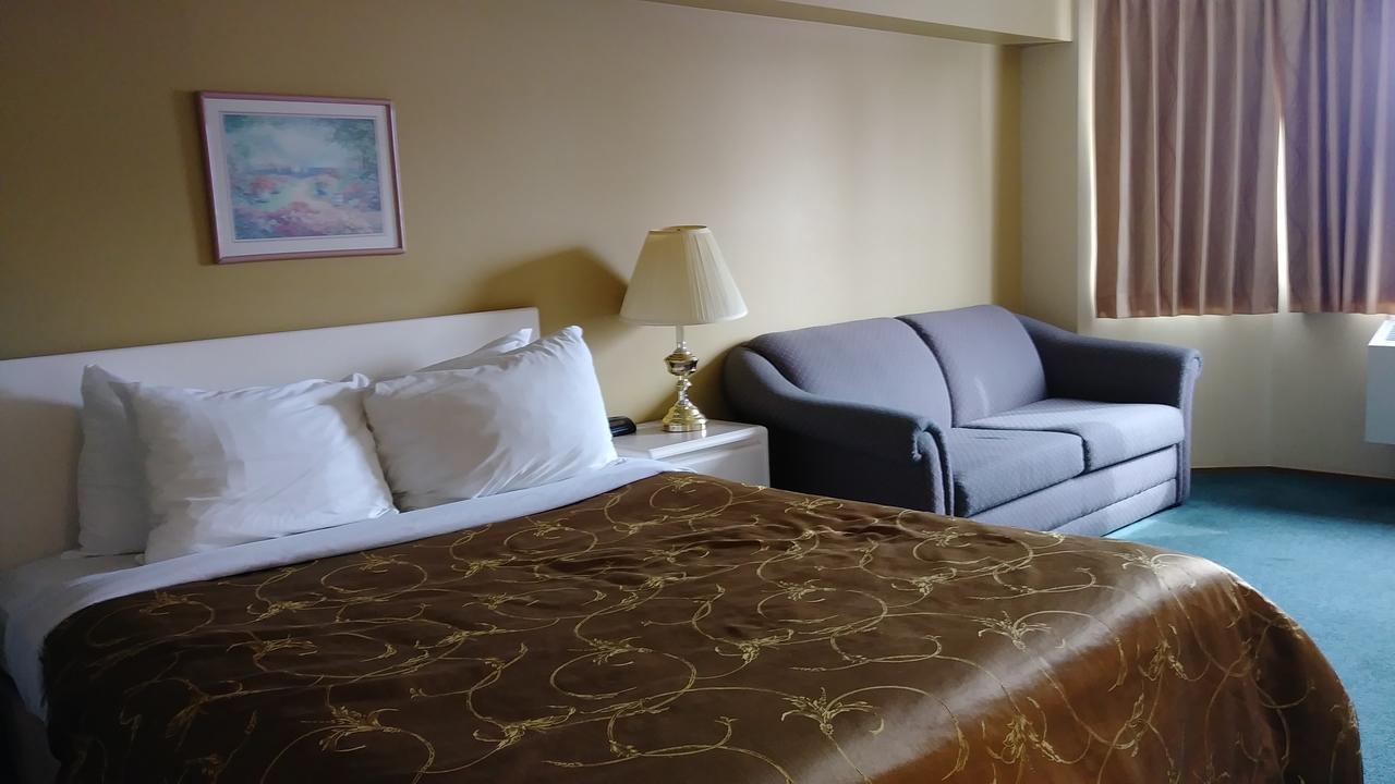 George Mountain View Hotel & Resto Merritt Esterno foto